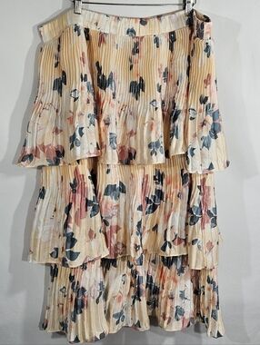 Ryegrass Floral 3 Tiered Pleated Skirt NWT